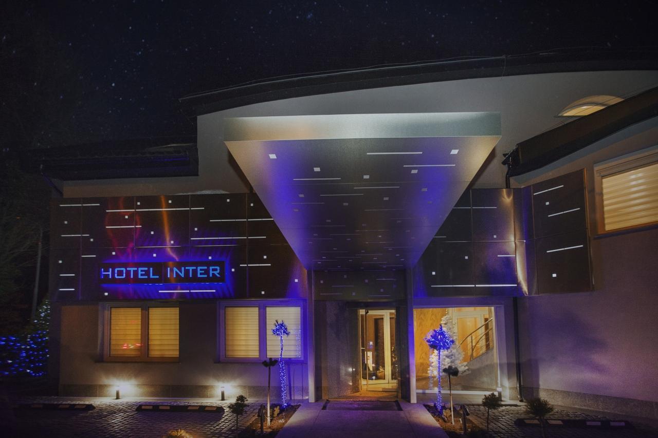 Hotel Inter Bielany Wrocławskie Exterior foto